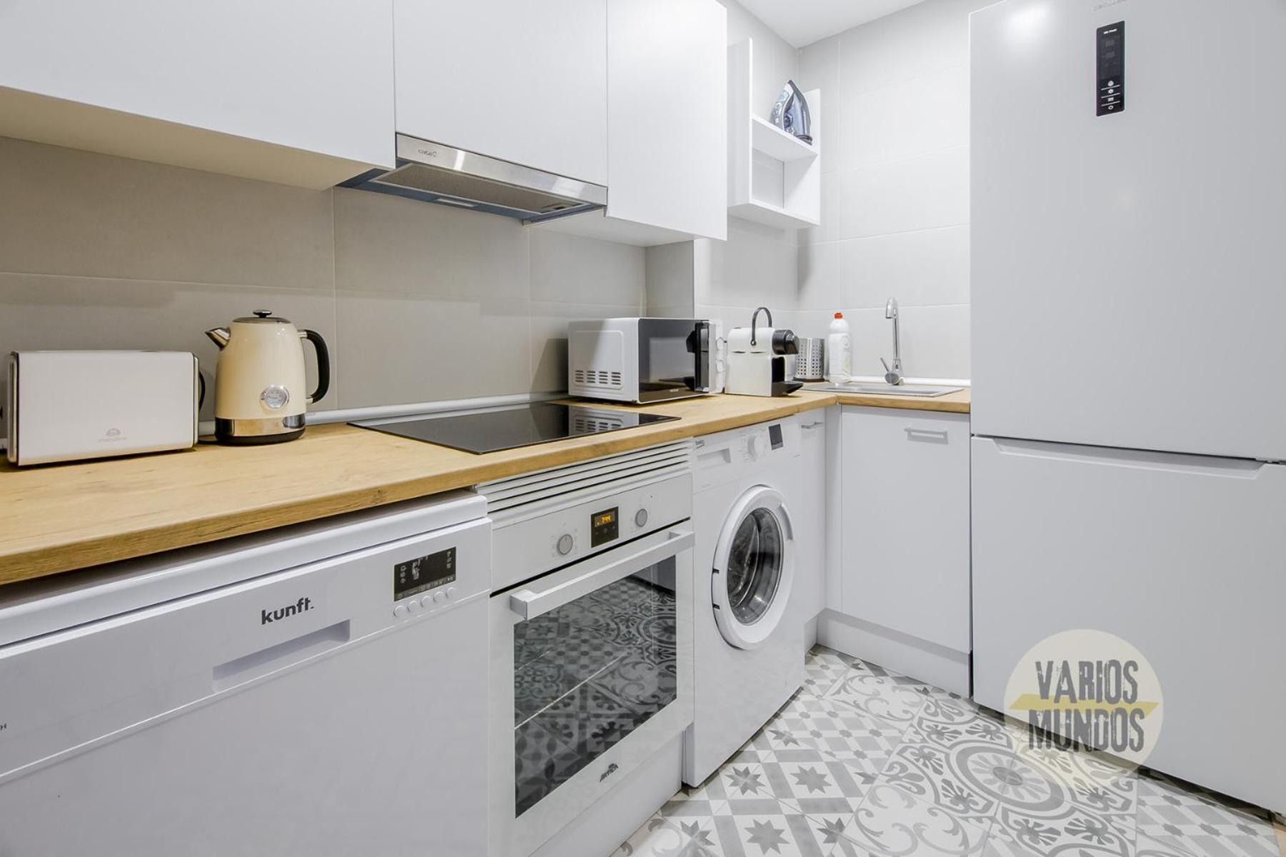 Cool Apt Para 9Pax En Plena Plaza De Chueca Madrid Luaran gambar